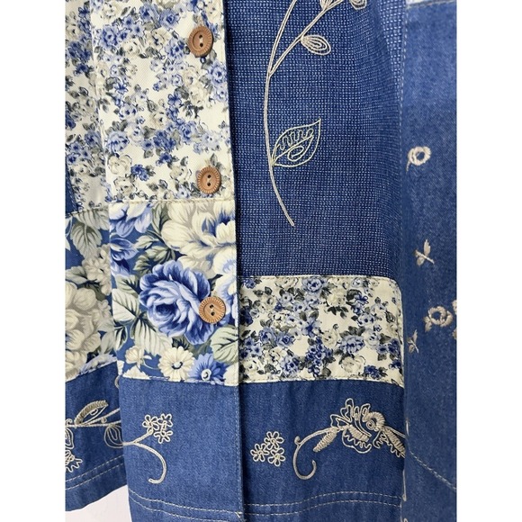 Koret City BluesWomen's XL Denim Patchwork Embroidered Button Front Shirt - Picture 6 of 14